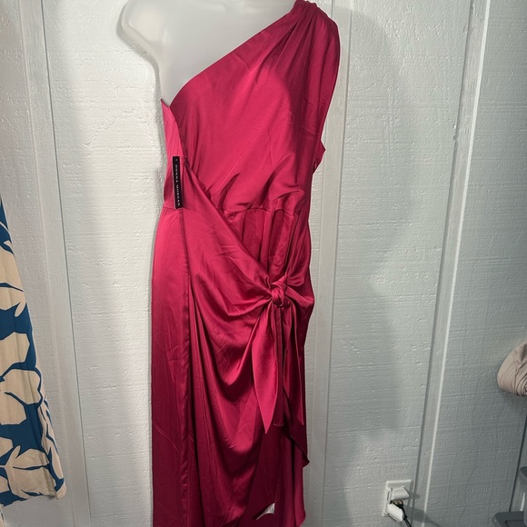 Donna Morgan Women's Pink One-Shoulder Midi Dress Size 10 NWT - Picture 4 of 11